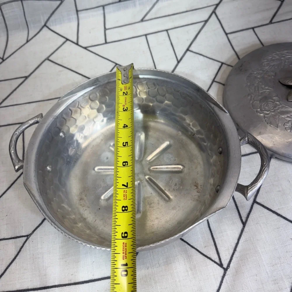 Everlast Forged Aluminum Casserole Dish Silver Floral Embossed Mid Century